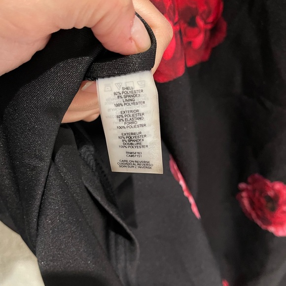 Karl Lagerfeld black roses dress 🎄 Holiday Sale ✨ - Picture 10 of 10